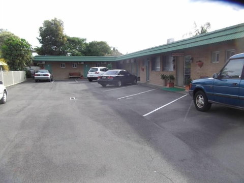 Corlette Palms Motor Inn - Northern Rivers Accommodation 3