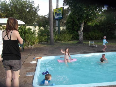 Corlette Palms Motor Inn - Northern Rivers Accommodation 0