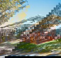 Bridges on Meninya Motel  Apartments - Northern Rivers Accommodation