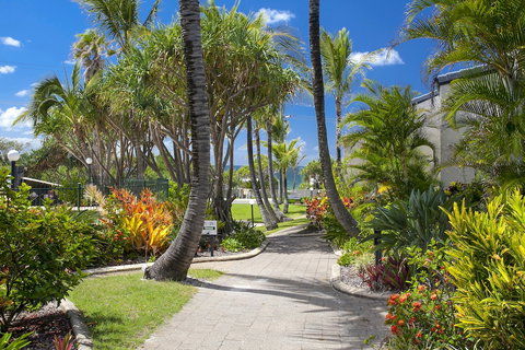 Beach Breakers Resort - Northern Rivers Accommodation 0