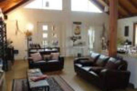 Outlook Hill Pavilion Suites & Spa Cottages - Northern Rivers Accommodation 0