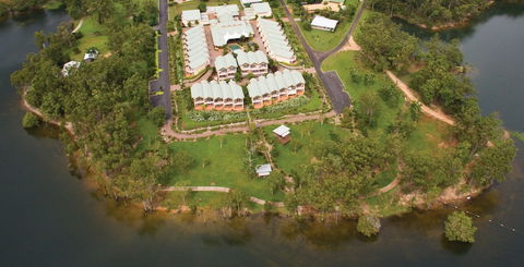 Tinaroo Lake Resort - Northern Rivers Accommodation 0