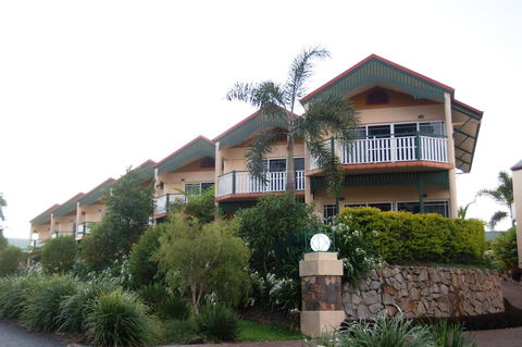 Tinaroo Lake Resort - Northern Rivers Accommodation 1