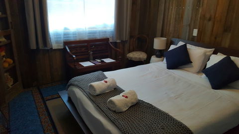 The Bears Went Over The Mountain - Northern Rivers Accommodation 6