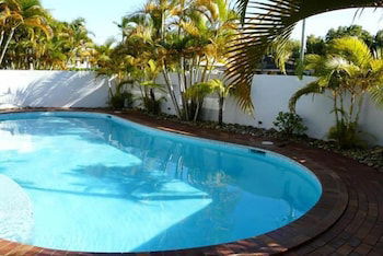 Champelli Palms - Northern Rivers Accommodation 2