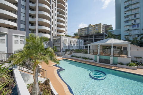 The Oasis Apartments - Northern Rivers Accommodation 6