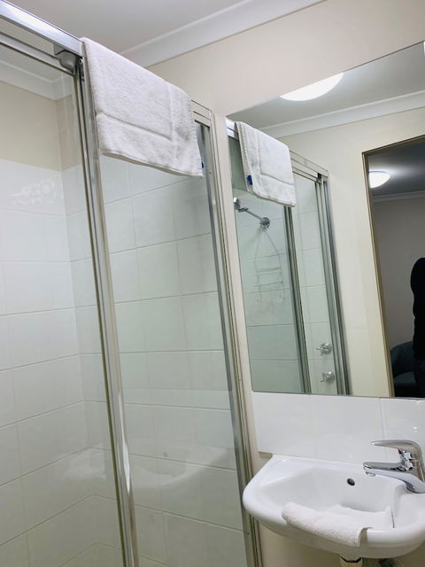 Greenwich Inn Sydney Hotel - Northern Rivers Accommodation 6