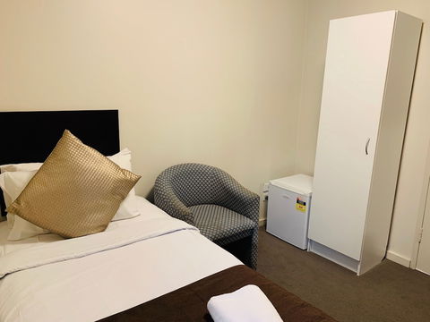 Greenwich Inn Sydney Hotel - Northern Rivers Accommodation 1