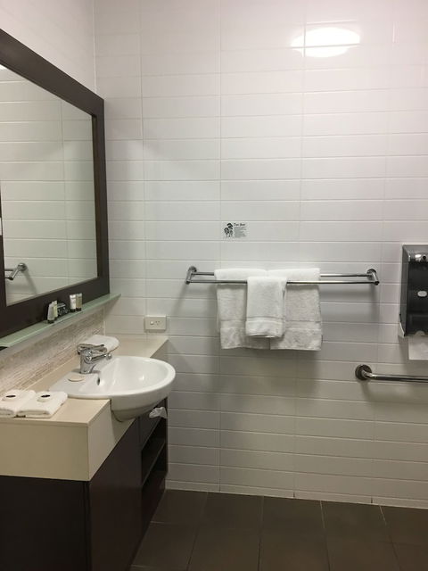Sfera's Park Suites & Convention Centre - Northern Rivers Accommodation 6
