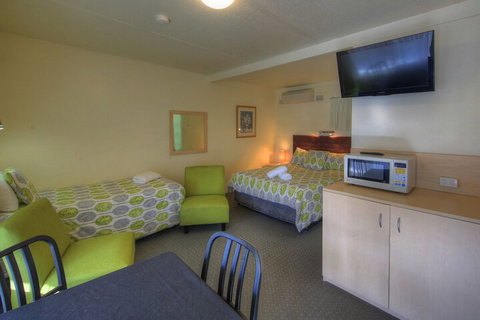 Bermagui Motor Inn - Northern Rivers Accommodation 7