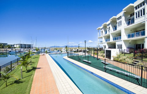 Beachside Magnetic Harbour - Northern Rivers Accommodation 2