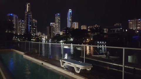 Emerald Surfers - Northern Rivers Accommodation 2