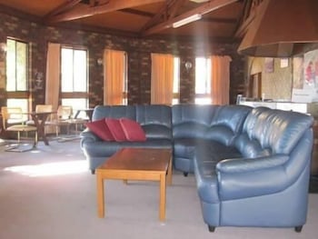Desert Rose Inn Alice Springs - Northern Rivers Accommodation 3