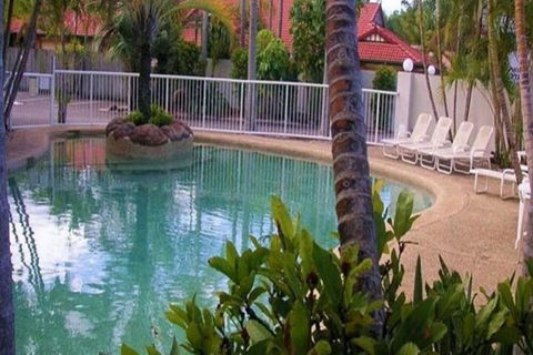 Runaway Bay Motor Inn - Northern Rivers Accommodation 2