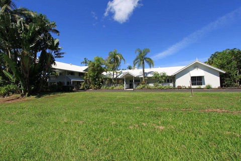 Tully Motel - Northern Rivers Accommodation 2