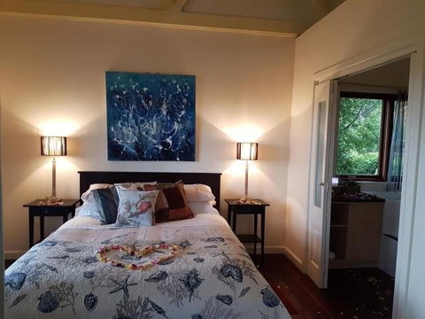 Outlook Hill Vineyard Cottages - Northern Rivers Accommodation 5