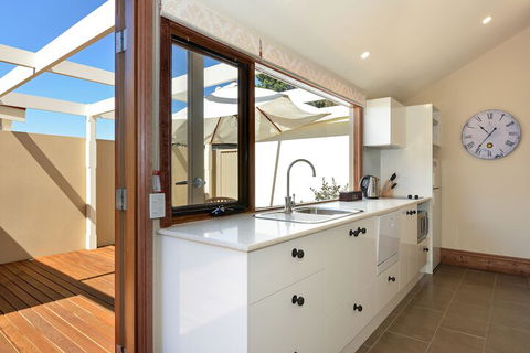 Trafalgar Premium Vintage Suites - Northern Rivers Accommodation 6
