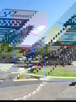 Paramount Motel - Northern Rivers Accommodation 0