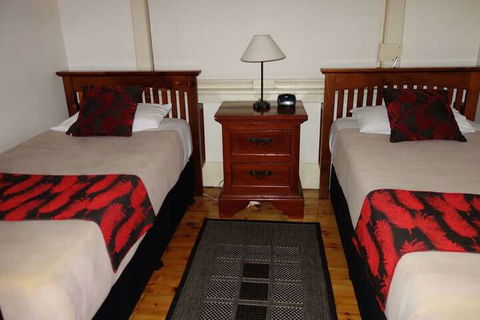 Glenelg Gateway Apartments - Northern Rivers Accommodation 5