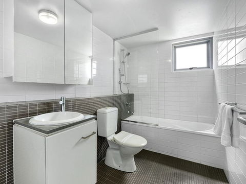 Story Apartments - Kangaroo Point - Northern Rivers Accommodation 5
