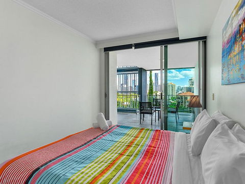 Story Apartments - Kangaroo Point - Northern Rivers Accommodation 3