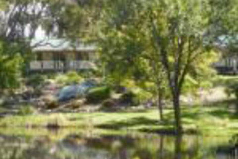 Granite Gardens Cottages & Lake Retreat - Northern Rivers Accommodation 0