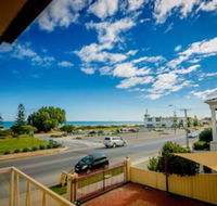 Esplanade Apartments at West Beach - Northern Rivers Accommodation