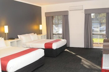 Caledonian Hotel Motel - Northern Rivers Accommodation 2