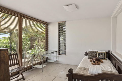 McAuleys Beach House - Northern Rivers Accommodation 5