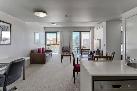 Flynn Brisbane - Northern Rivers Accommodation 2
