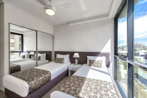 Flynn Brisbane - Northern Rivers Accommodation 4