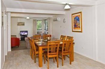 Kingsway Holiday Flats & Gariwerd House. - Northern Rivers Accommodation 4