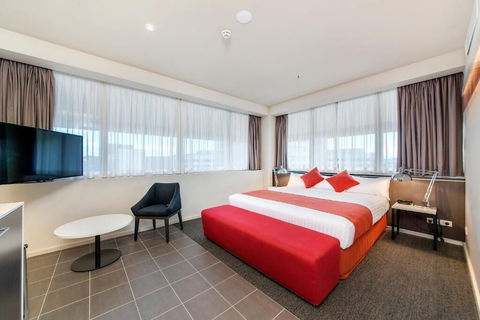 Abode Woden - Northern Rivers Accommodation 5