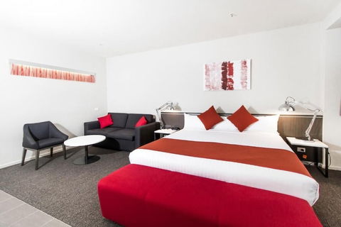 Abode Woden - Northern Rivers Accommodation 4