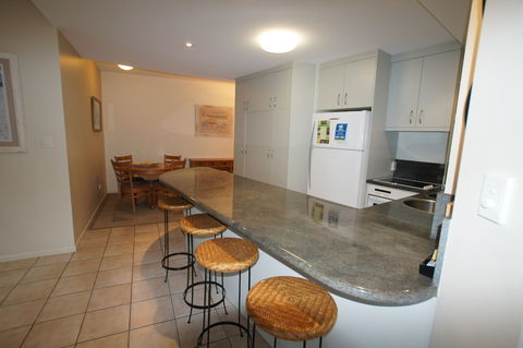 Windward Passage Holiday Apartments - Northern Rivers Accommodation 5