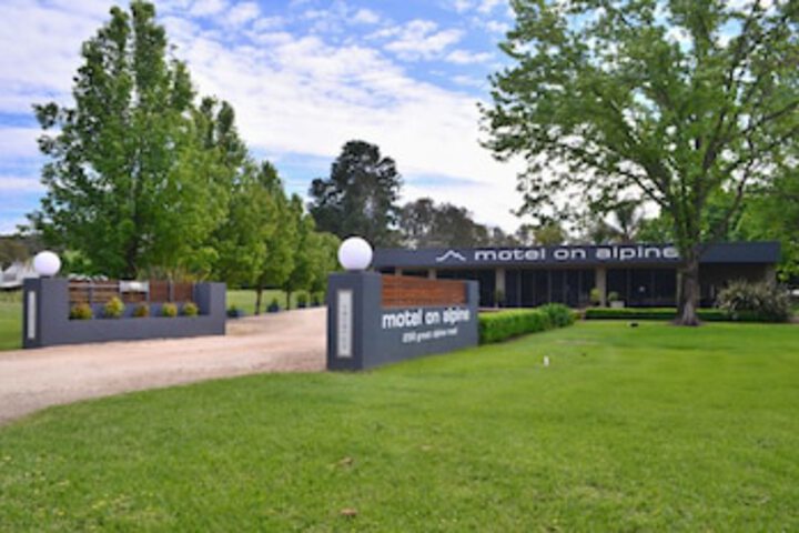 Myrtleford VIC Northern Rivers Accommodation