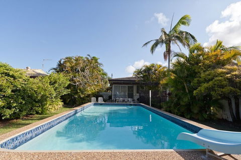 Ron's Beach House - Northern Rivers Accommodation 1