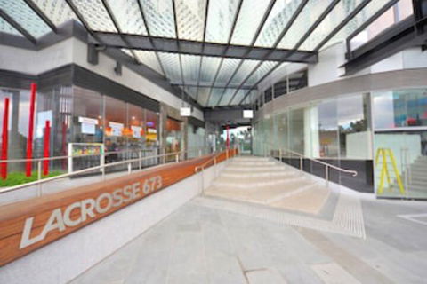 Royal Stays Apartments Docklands - Northern Rivers Accommodation 1