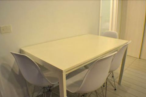 Royal Stays Apartments Docklands - Northern Rivers Accommodation 4
