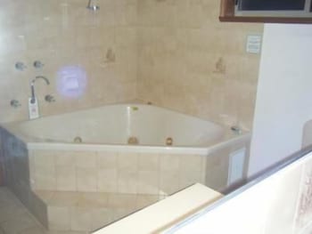 Paradise Lakes Motel - Northern Rivers Accommodation 2