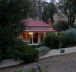 Sinnamons Cottage - Northern Rivers Accommodation