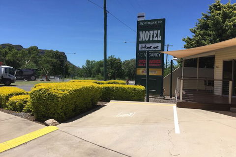 Springsure Overlander Motel - Northern Rivers Accommodation 3