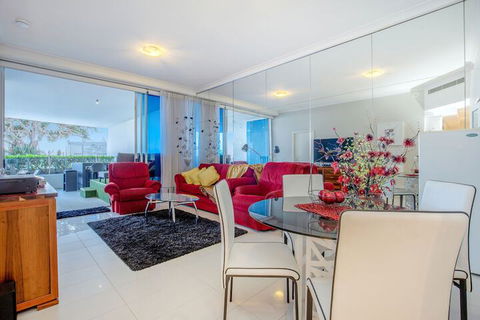 Silvershore Apartments On The Broadwater - Northern Rivers Accommodation 5