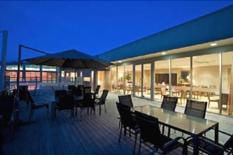 Broadbeach Inverloch Resort - Northern Rivers Accommodation 7