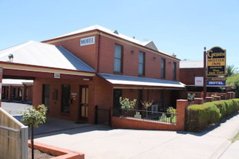 Bendigo Goldfields Motor Inn - Northern Rivers Accommodation 0