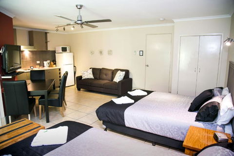 Beerwah Hideaway - Northern Rivers Accommodation 4