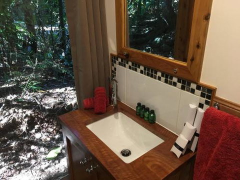 Figtree Getaway - Northern Rivers Accommodation 5