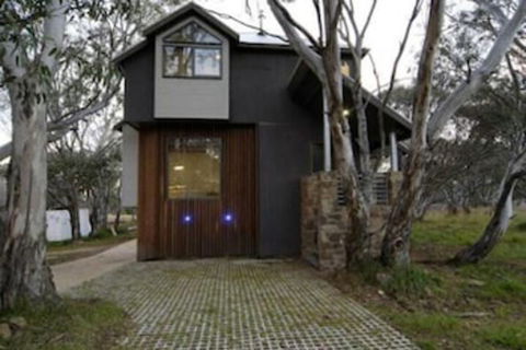 Blue Ice - Northern Rivers Accommodation 2
