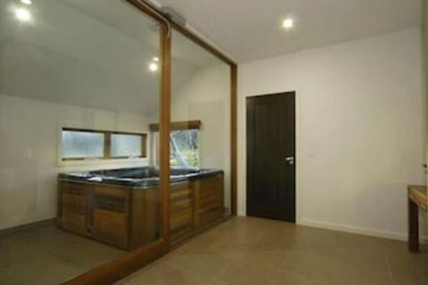 Blue Ice - Northern Rivers Accommodation 3