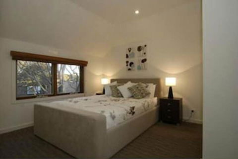 Blue Ice - Northern Rivers Accommodation 4